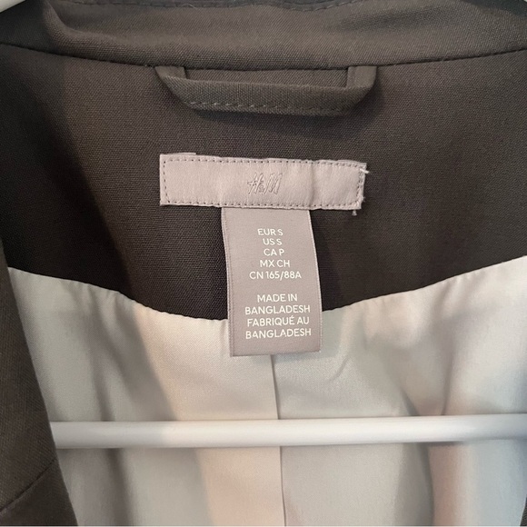 H&M Oversized Gray Women’s Blazer Size Small - Picture 3 of 10